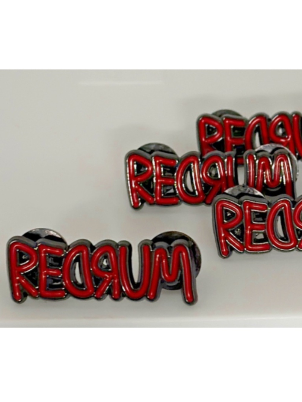 SET OF 4 BOOK CLUB FAVORS Stephen King's The Shining - REDRUM Enamel Pin